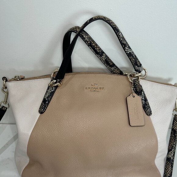 Coach Small Kelsey Leather Bag - Picture 10 of 12